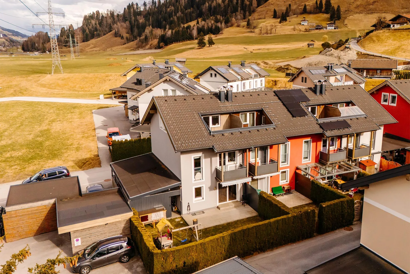 Familienfreundliches Eckreihenhaus