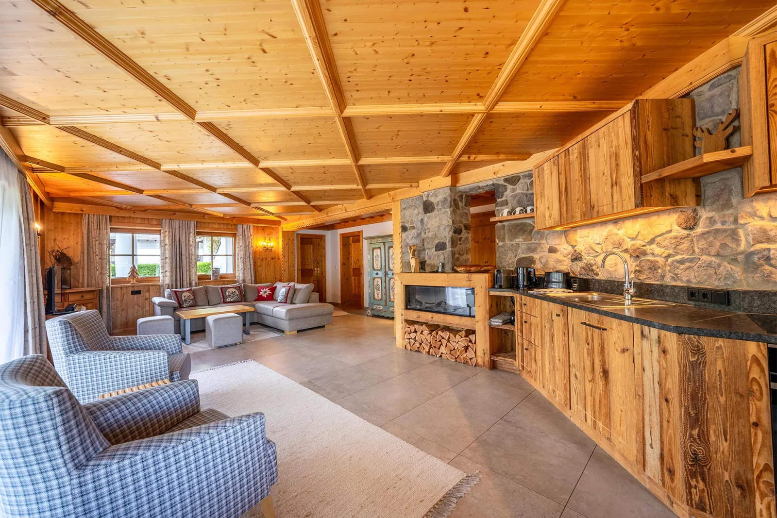 Landhaus mit 3 Appartements