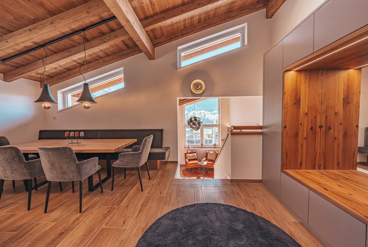 Exklusives Wohnen in traumhafter Hanglage – Moderne Doppelhaushälfte mit Panoramablick