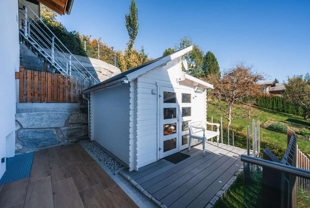 Exklusives Wohnen in traumhafter Hanglage – Moderne Doppelhaushälfte mit Panoramablick
