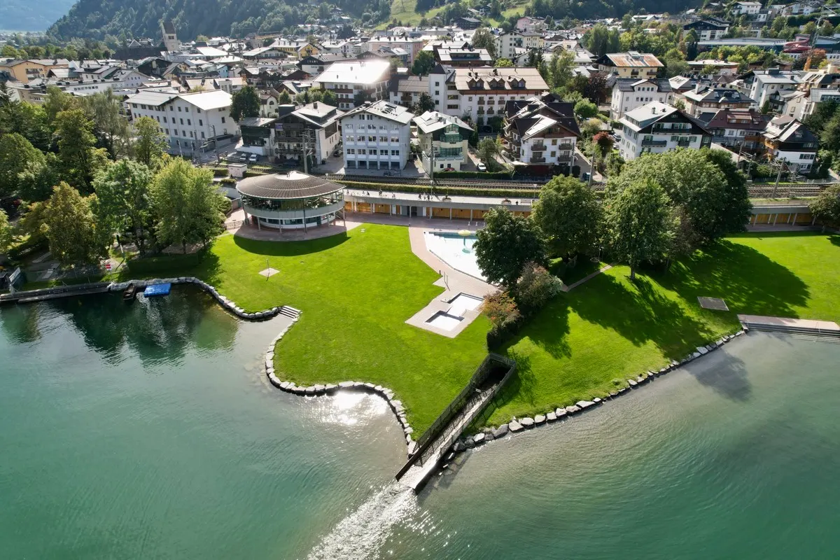 Urbane Dachgeschoss-Maisonette mit Luxusausstattung und Seeblick - Touristische Nutzung möglich!