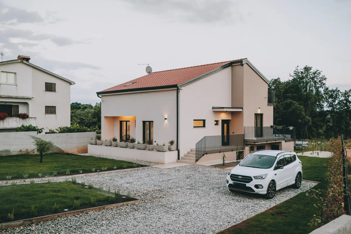 Poolvilla in der Nähe von Porec 2