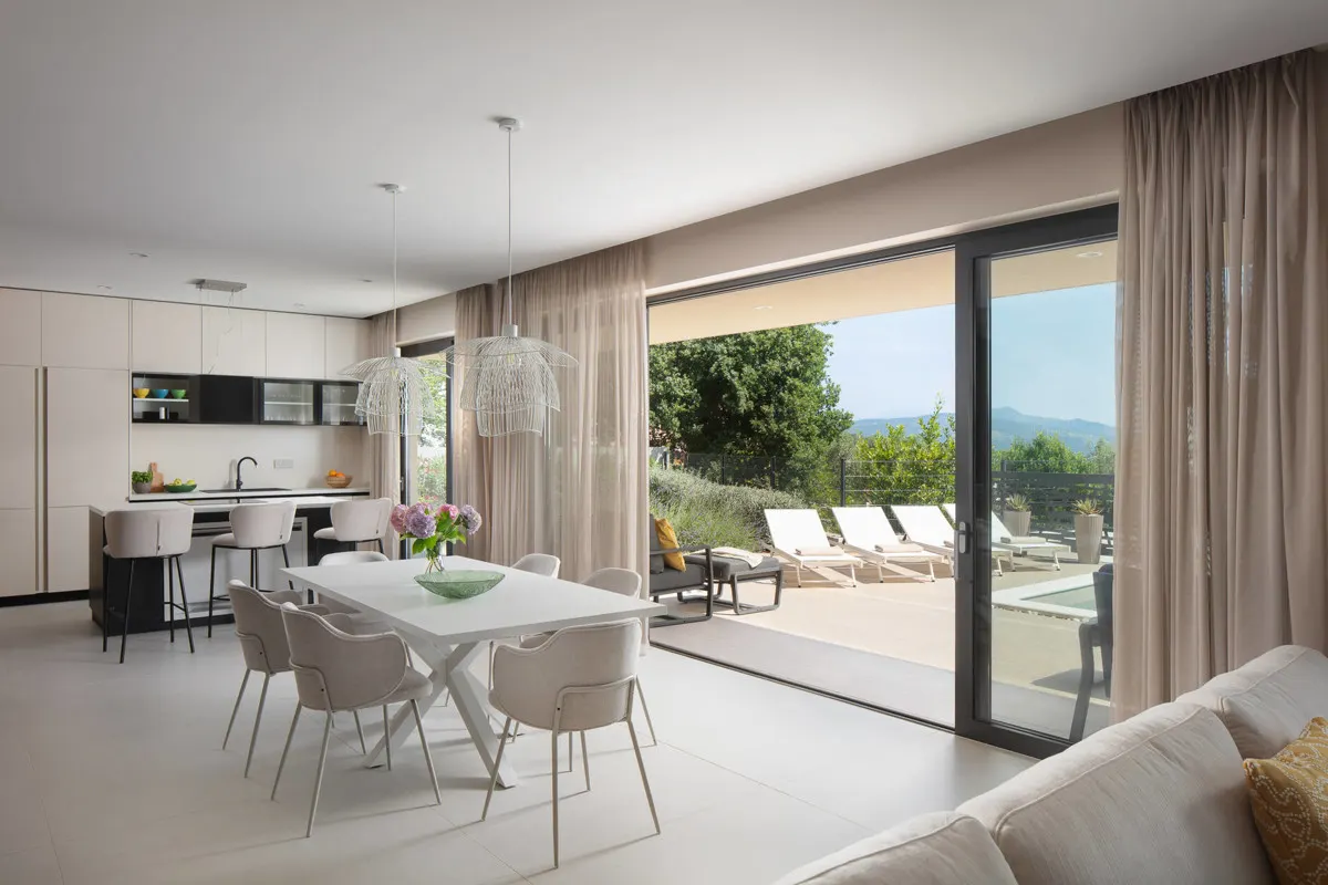 Moderne Villa mit Meerblick an der Ostküste Istriens 1