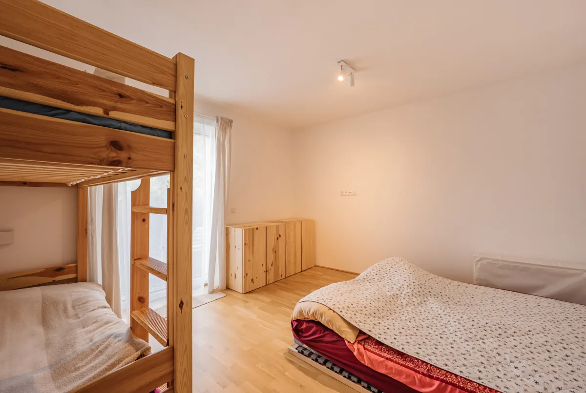 Fußfrei live dabei – 4-Zimmer-Wohnung mit Panoramablick auf den Nachtslalom