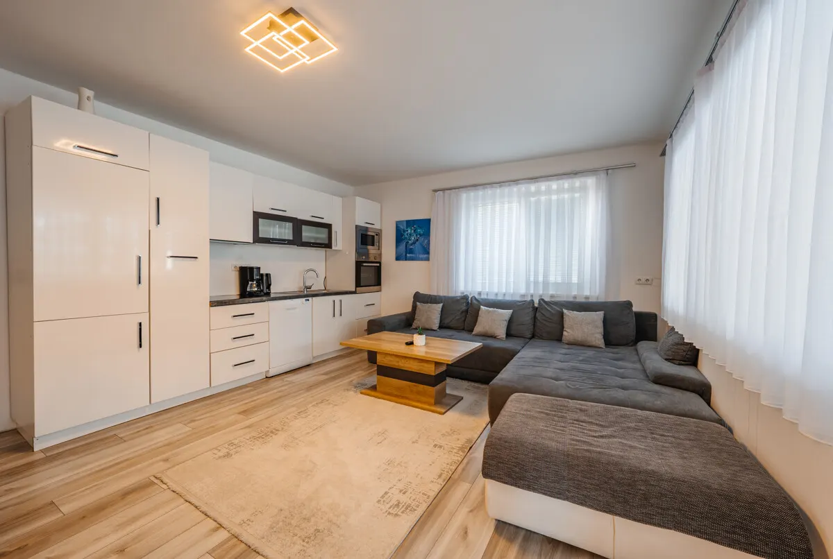 Freier Blick, viel Privatsphäre, beste Lage - 4-Zimmer-Wohnung