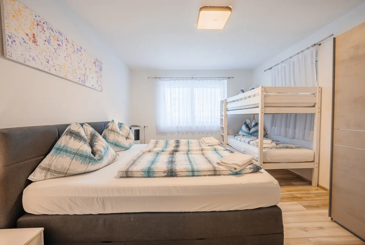 Freier Blick, viel Privatsphäre, beste Lage - 4-Zimmer-Wohnung