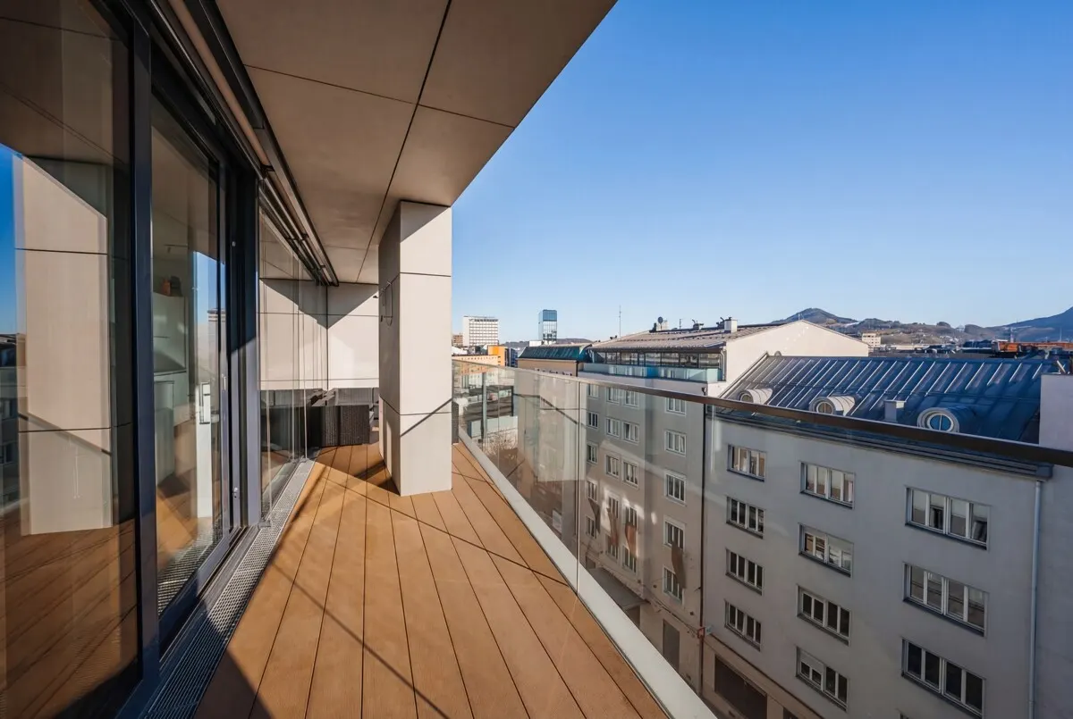 City LIFE - 5-Zimmer Penthouse-Maisonette