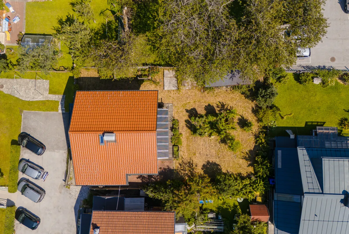 Großer Garten, viel Freiraum und ein Zuhause mit Potenzial 2