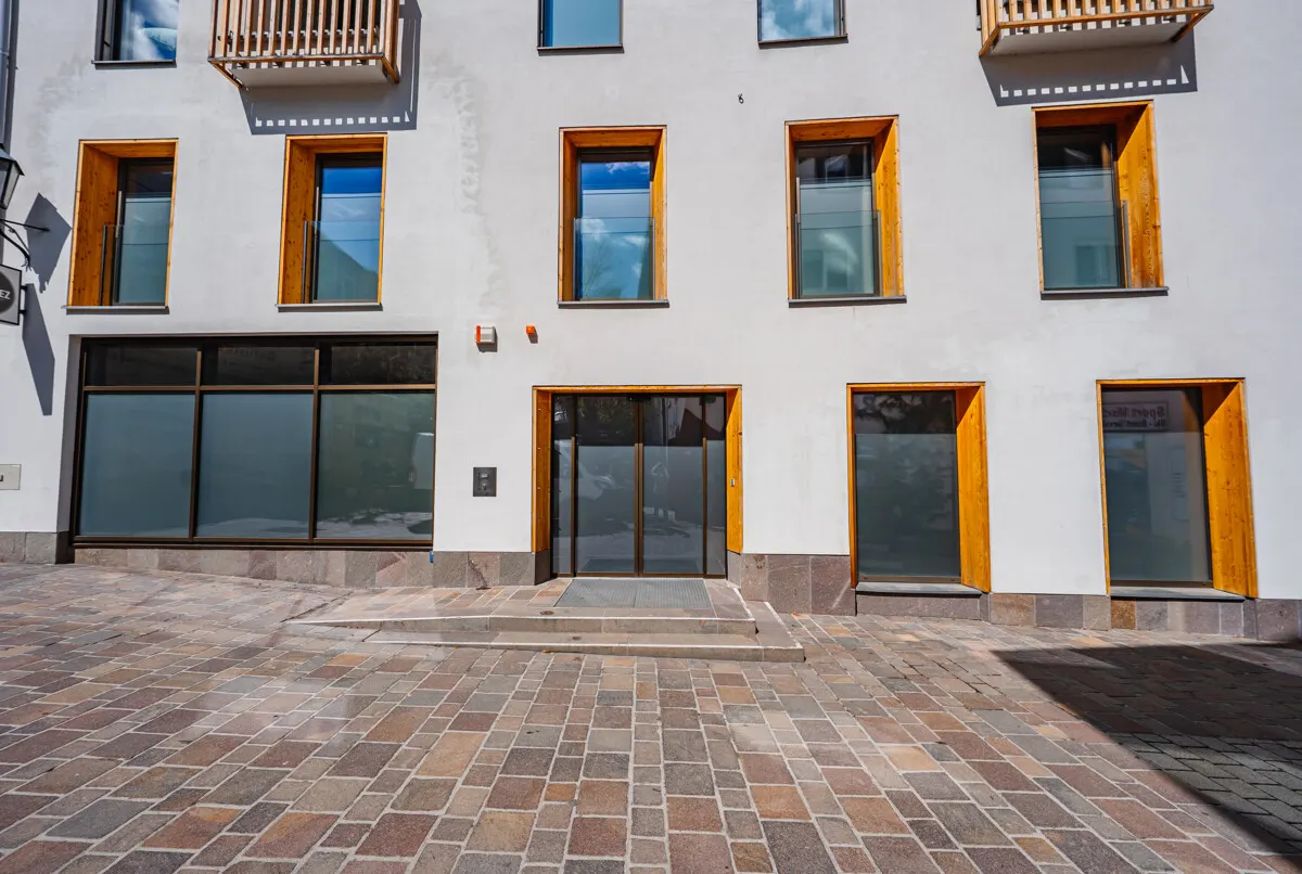 Raum für Ideen, mitten im Geschehen – 368 m² auf 2 Etagen