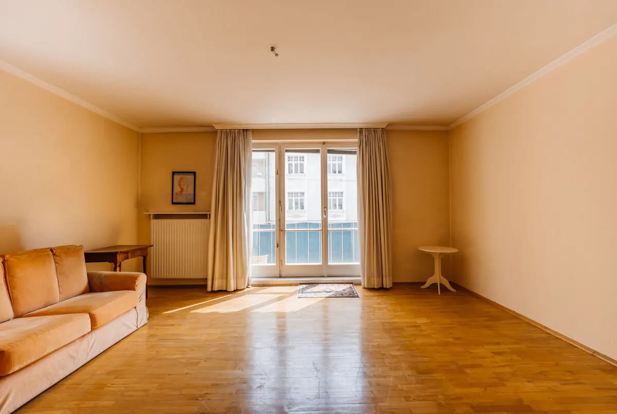 3 Zimmer, Balkon und viel Potenzial in Elisabeth-Vorstadt 3