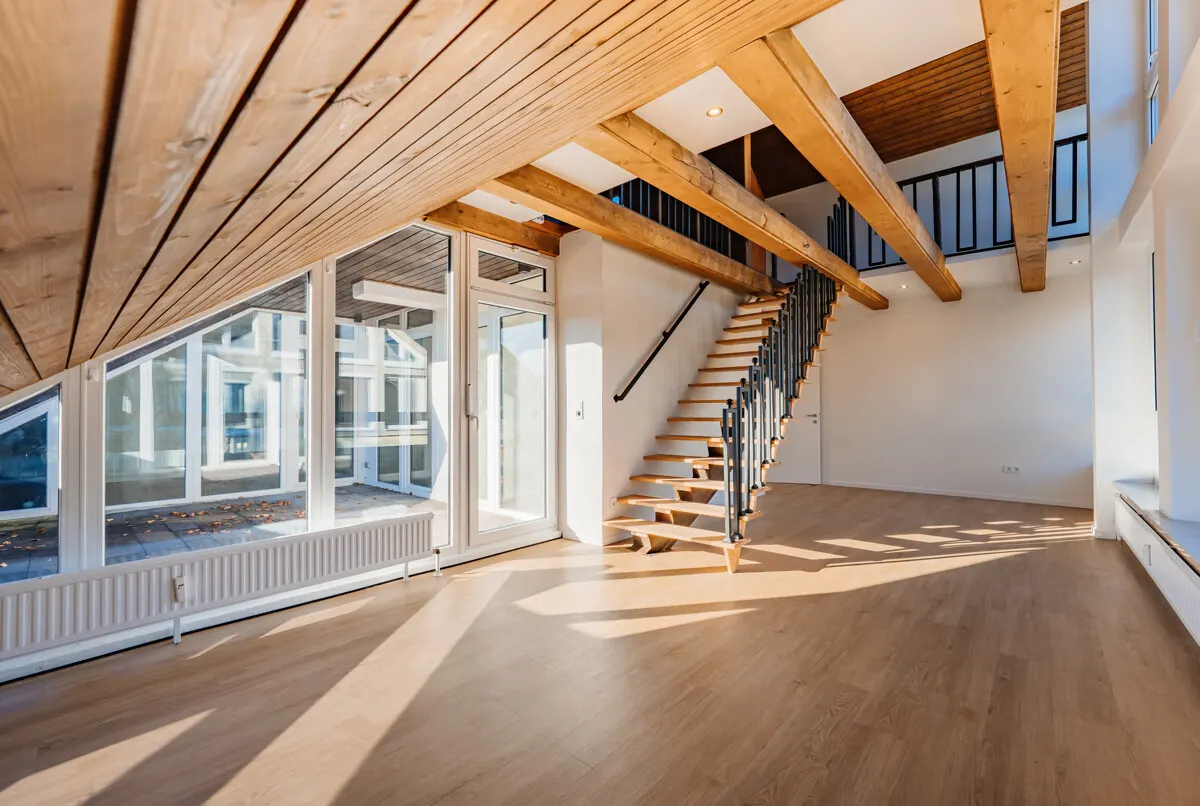 Moderne Dachgeschosswohnung mit Sonnenterrasse beim Überfuhrsteg, Aigen 2