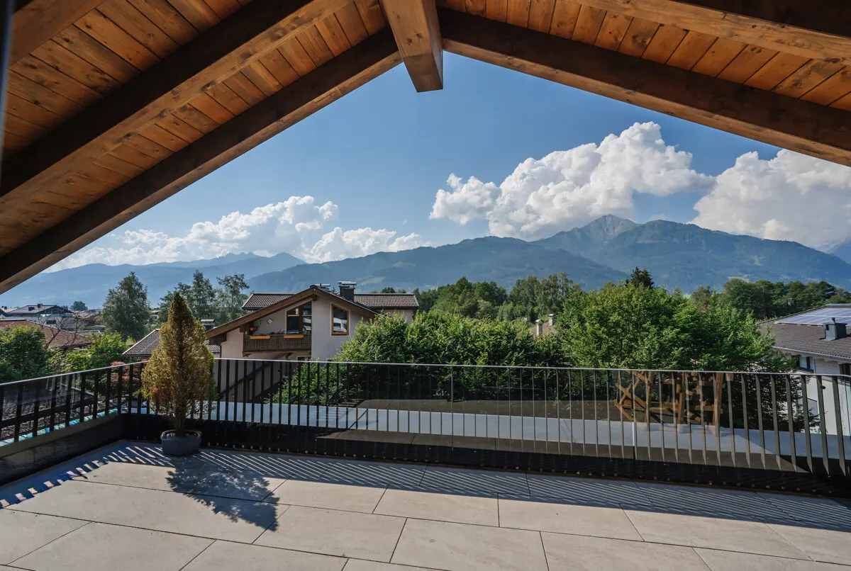 Golf, Genuss und Gipfelblick – Exklusives Penthouse in Bestlage