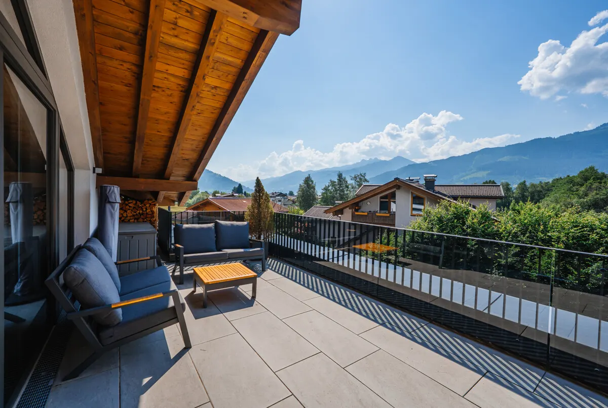 Golf, Genuss und Gipfelblick – Exklusives Penthouse in Bestlage