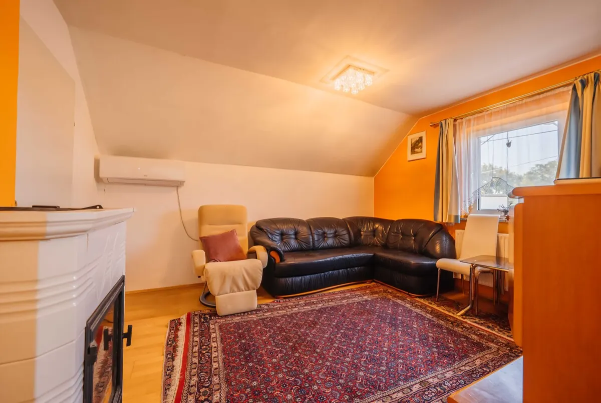 Charming Home mit Potenzial und schönem Garten