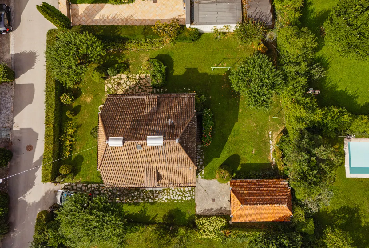 Rarität in Parsch, stilvolles Stadthaus mit privatem Garten