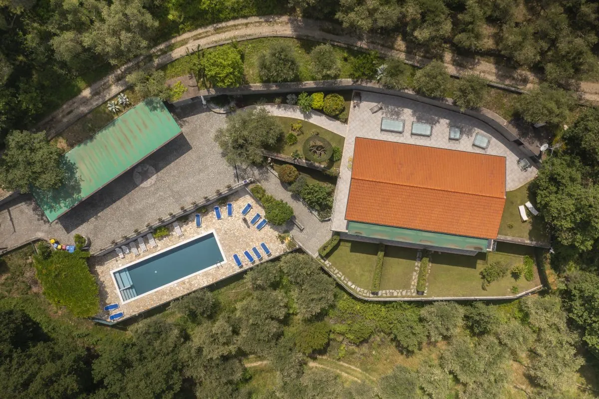 Villa mit großem Pool und Meerblick in Imperia 3