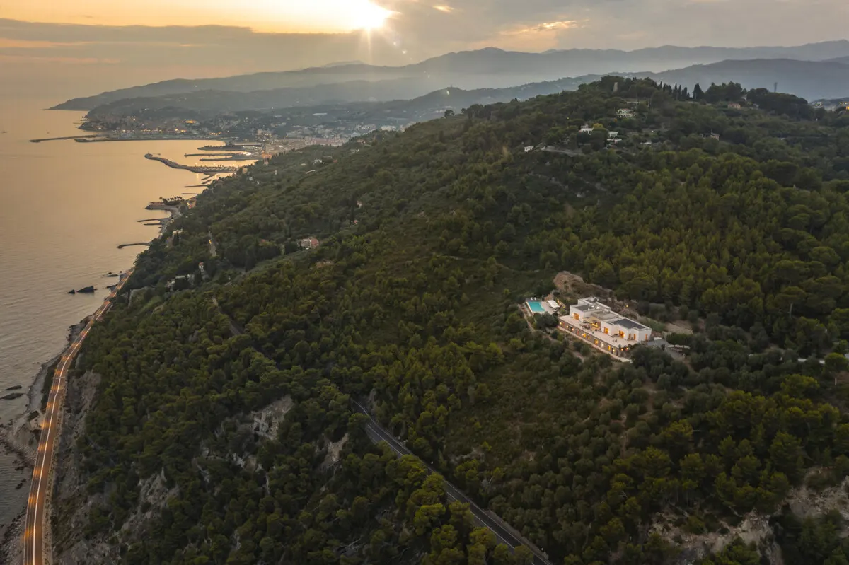Exklusive Luxusvilla mit Meerblick am Capo Berta, italienische Riviera