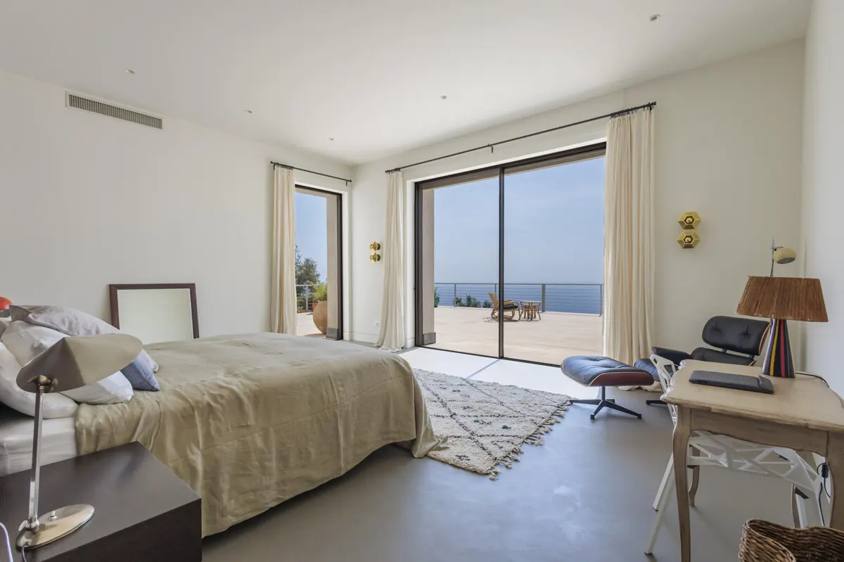 Exklusive Luxusvilla mit Meerblick am Capo Berta, italienische Riviera