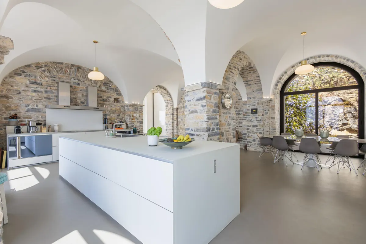 Exklusive Luxusvilla mit Meerblick am Capo Berta, italienische Riviera