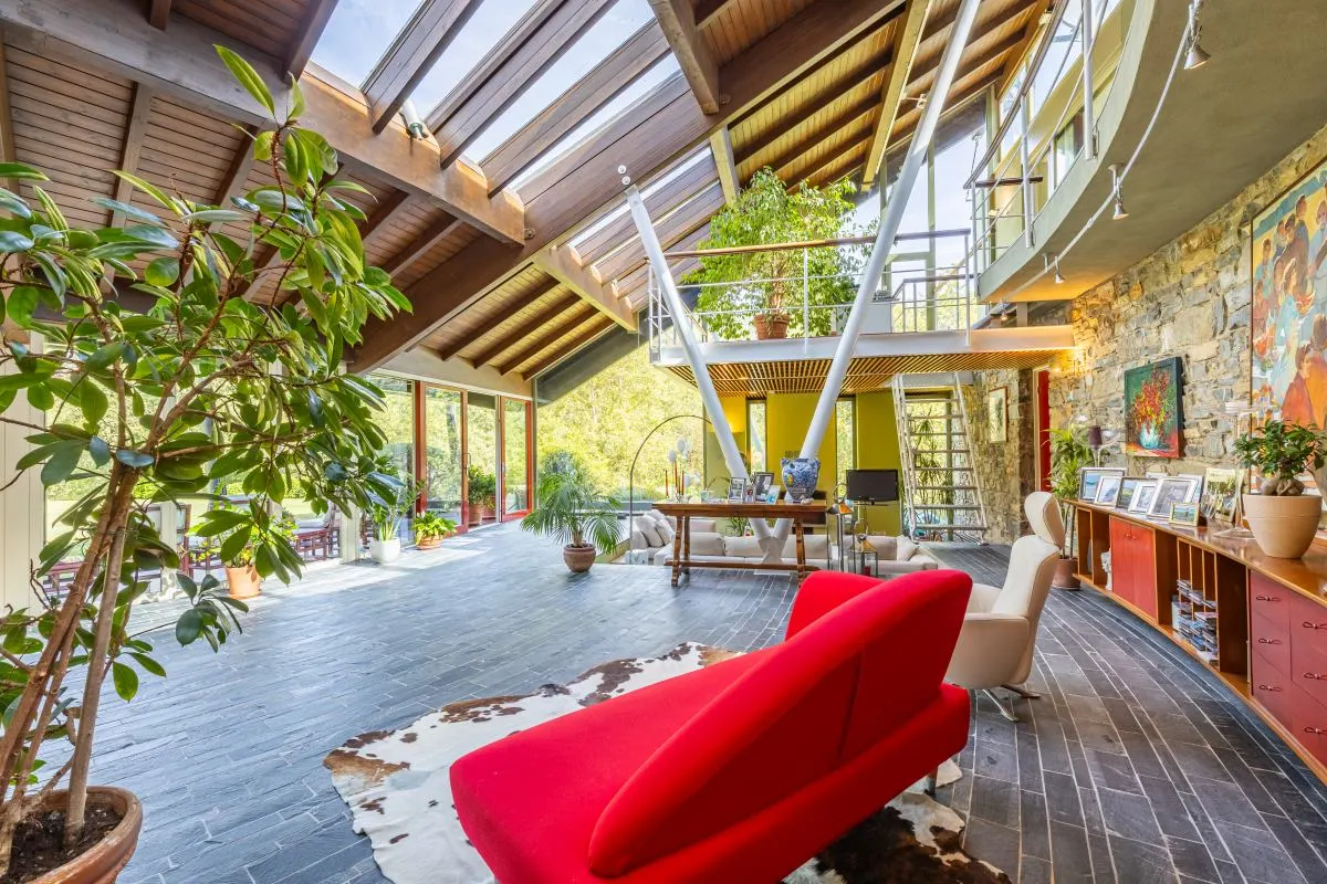 Exklusive Villa mit großem Privatpark in Borgomaro 3