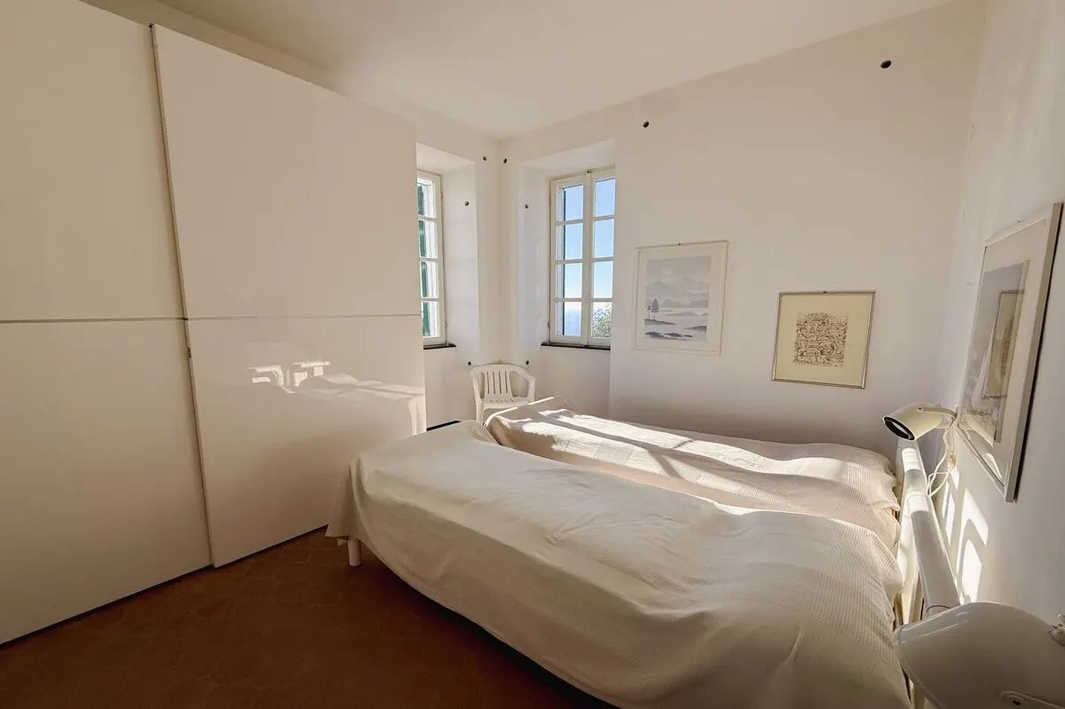 Villa mit weitem Blick auf das ligurische Meer in Andora